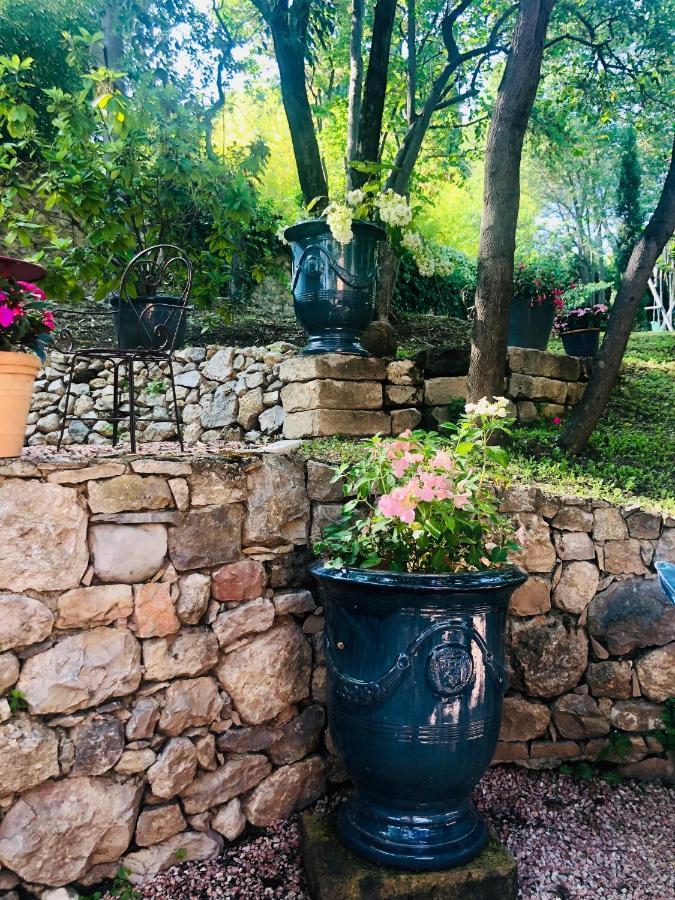 آيكس أومبروفينس B&B Villa Roumanille المظهر الخارجي الصورة