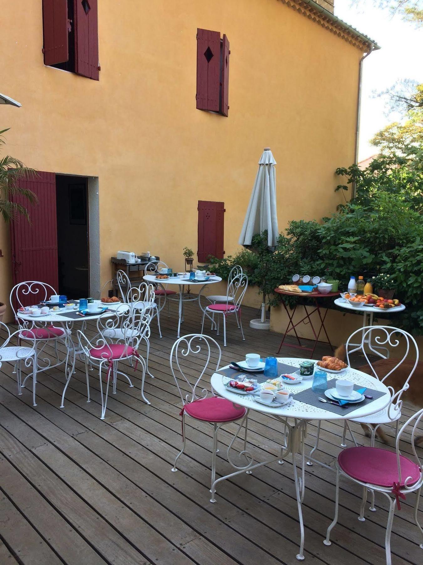 آيكس أومبروفينس B&B Villa Roumanille المظهر الخارجي الصورة