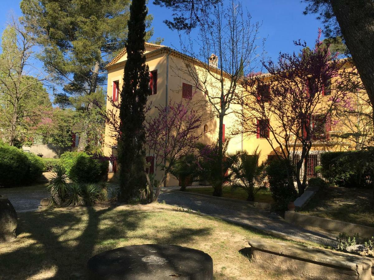 آيكس أومبروفينس B&B Villa Roumanille المظهر الخارجي الصورة